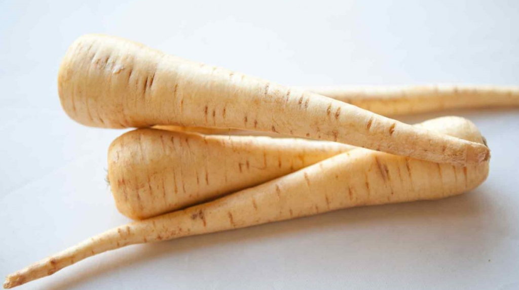 Sayuran Akar Parsnip